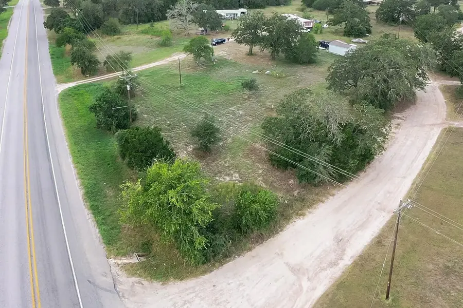 113 Hannah Rd #A, Smithville, TX 78957 - Image #3