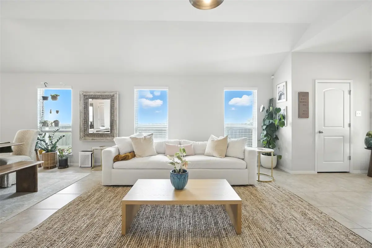 11616 Lago De Garda Dr, Austin, TX 78747 - Image #1