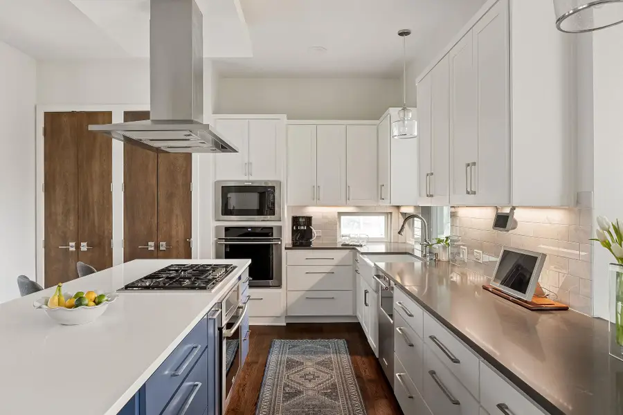 22 Margranita Cres, Austin, TX 78703 - #3