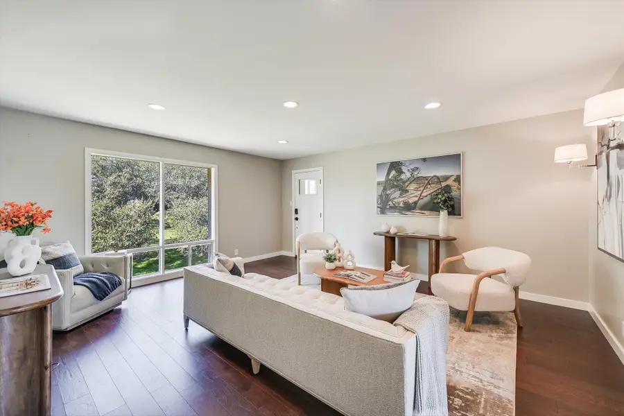 5332 Balcones Dr #I, Austin, TX 78731 - Image #2