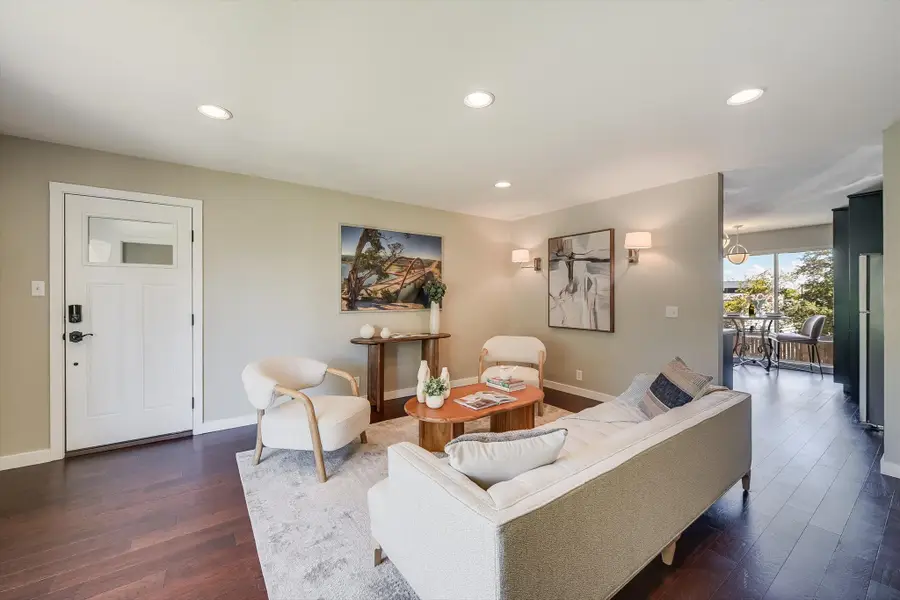 5332 Balcones Dr #I, Austin, TX 78731 - Image #3