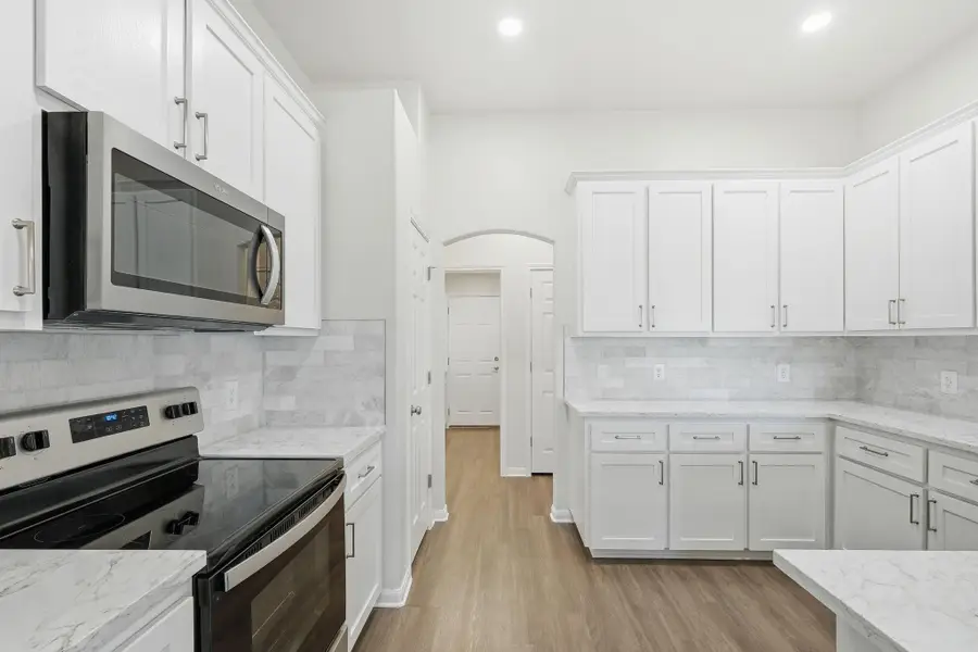 102 Bosque Dr, Hutto, TX 78634 - Image #3