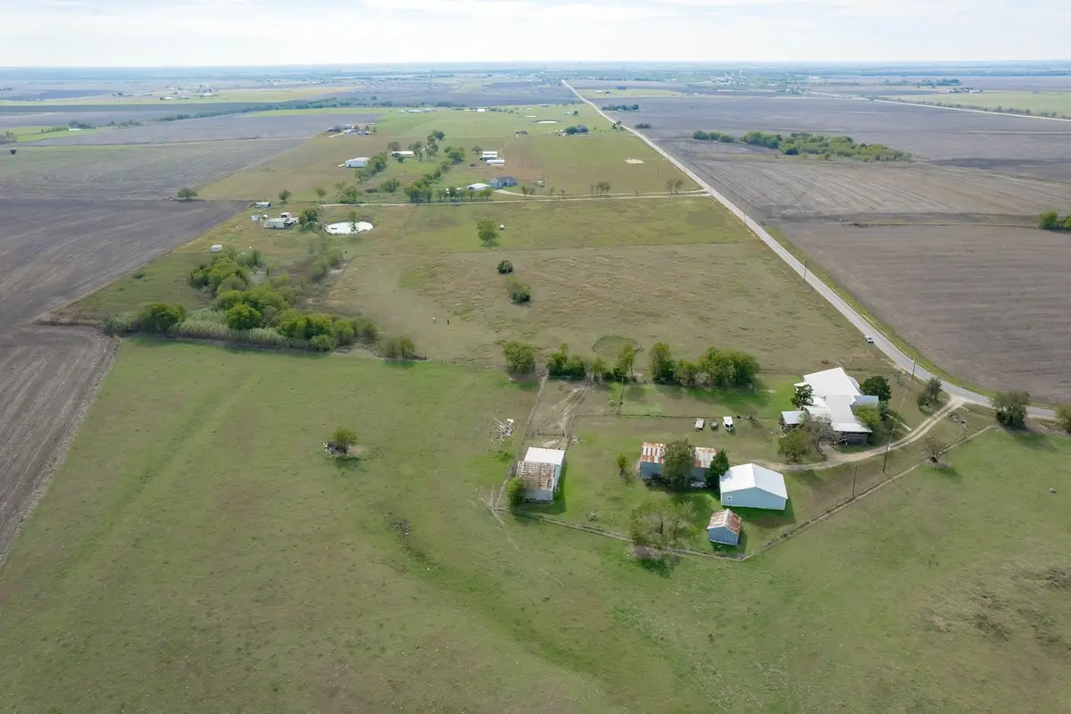 000 County Road 355 Rd, Granger, TX 76530 - #1