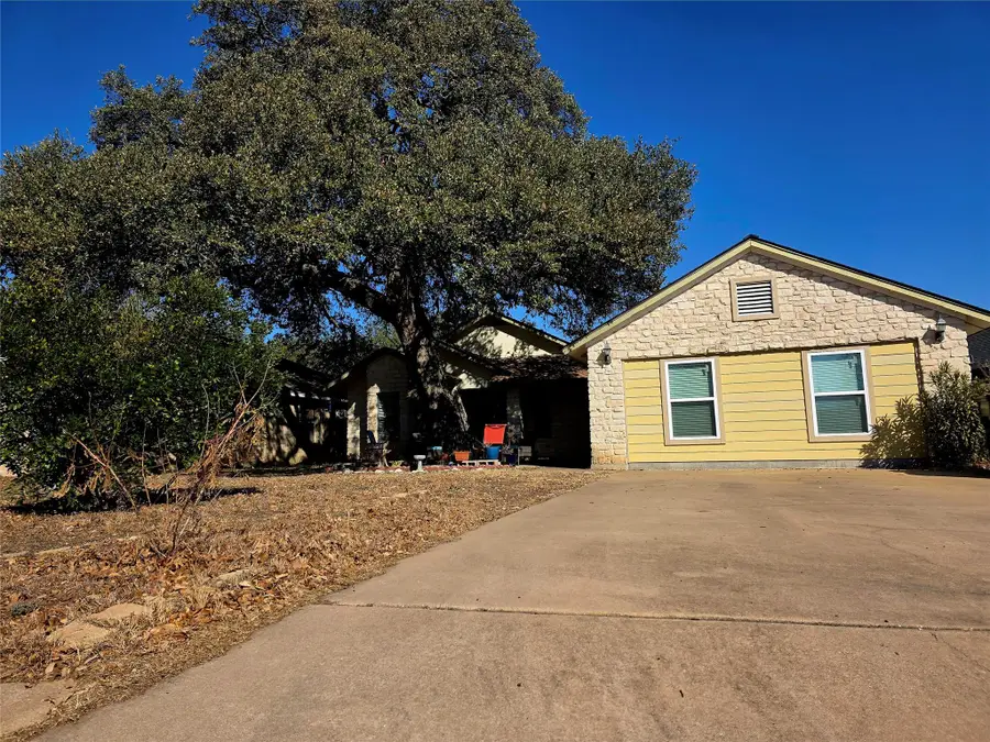 2508 Armstrong Dr, Leander, TX 78641 - Image #2