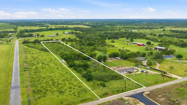 6407 Taylorsville Rd, Dale, TX 78616
