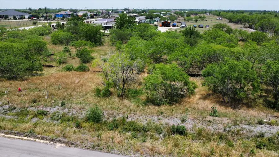 125 Eloise Court, Lockhart, TX 78644 - Image #3