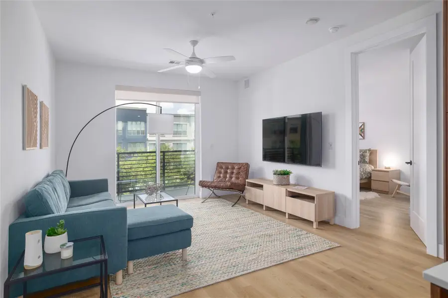 1701 Simond Ave #312, Austin, TX 78723 - Image #3