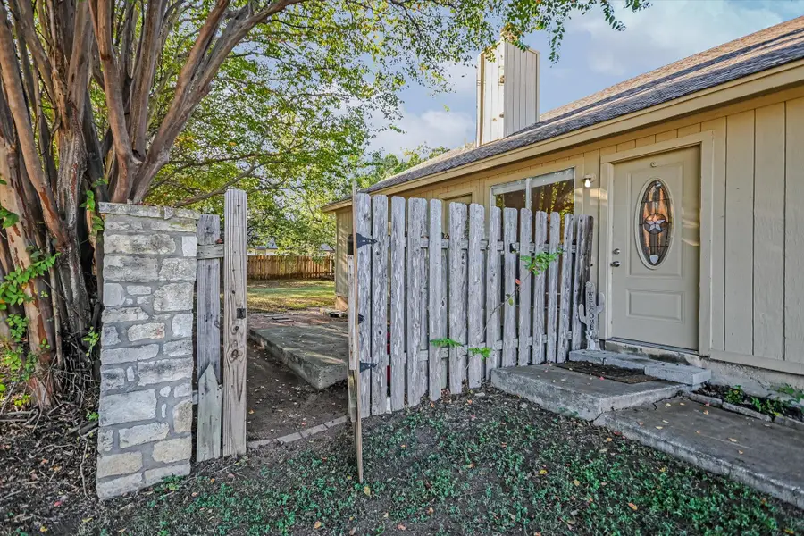 305 Regatta Ct, Lakeway, TX 78734 - #2