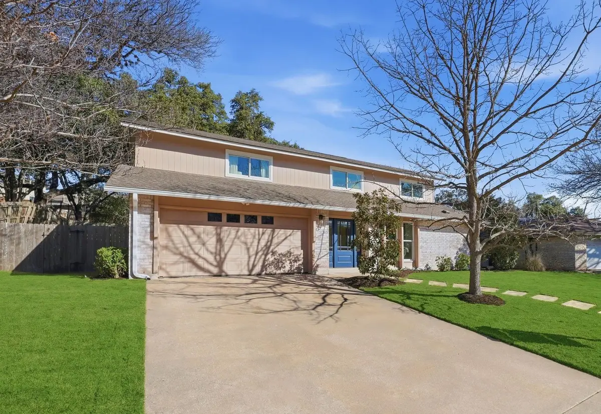 3500 Peregrine Falcon Dr, Austin, TX 78746 - #1