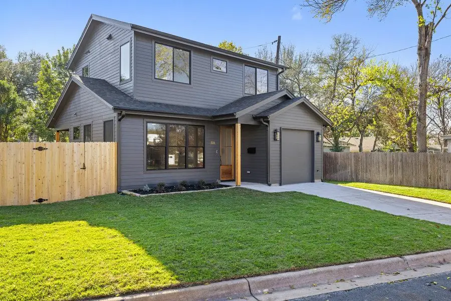 1519 Villanova Dr, Austin, TX 78757 - Image #2