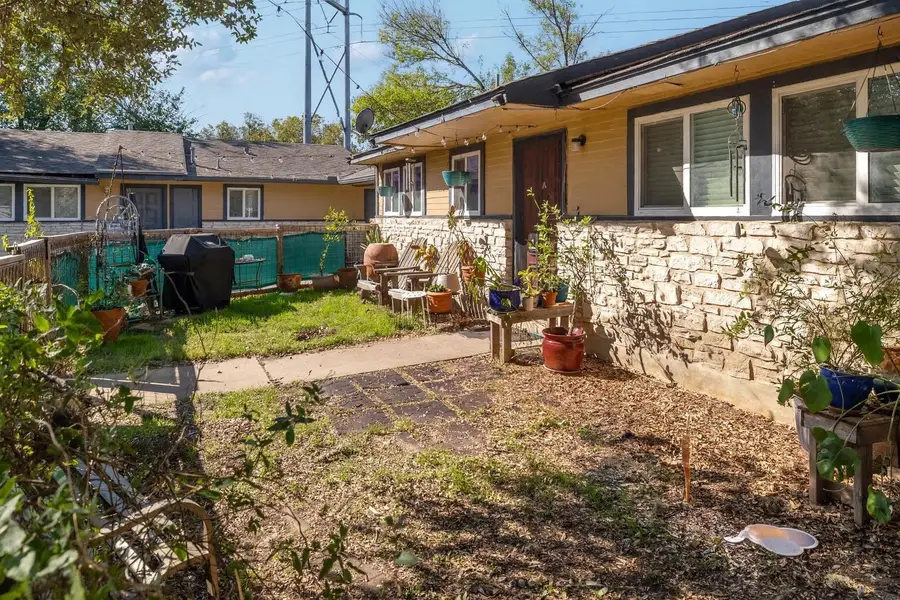 5806 Cherry Park, Austin, TX 78745 - Image #2
