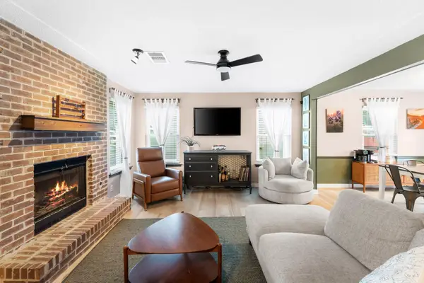 1701 Greenlawn Blvd, Round Rock, TX 78664
