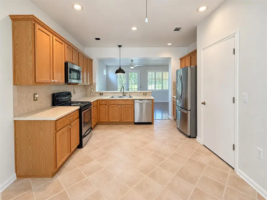 115 Purple Sage Dr, Georgetown, TX 78633 - #2