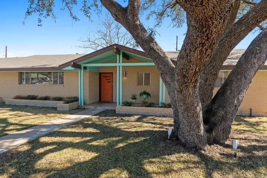 100 W Central Dr, Georgetown, TX 78628 - Image #3