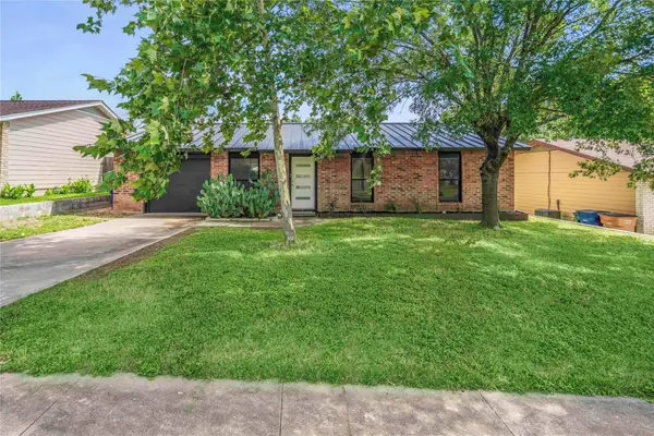 1102 Warrington Dr, Austin, TX 78753