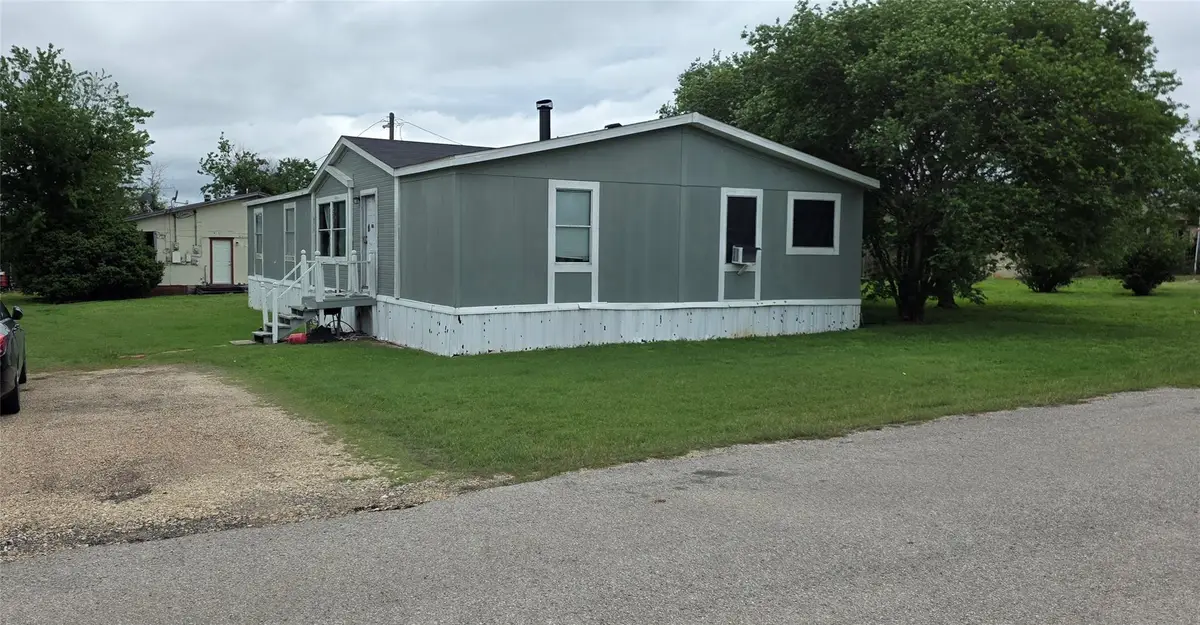 11001 Ridgewood Dr, Salado, TX 76571 - #1