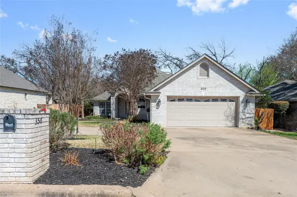 356 Mahan St, Meadowlakes, TX 78654