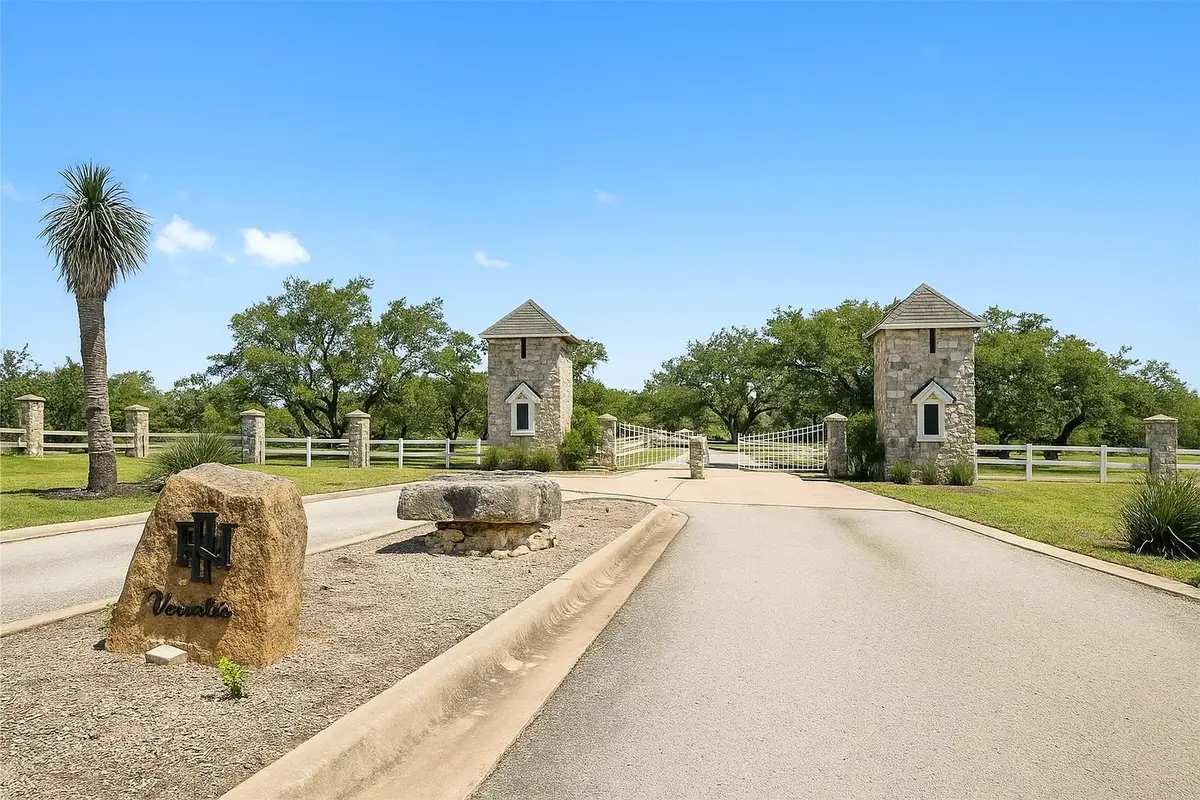 831 Hidden Creek Dr, Dripping Springs, TX 78620 - #1