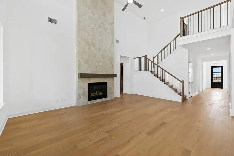 905 South Hemingway Loop, Liberty Hill, TX 78642 - Image #3