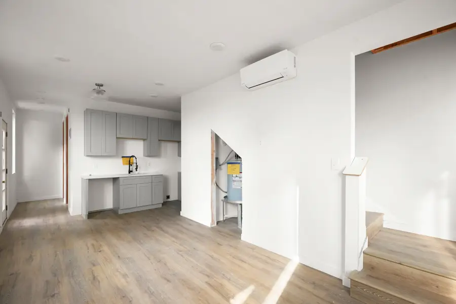 1706 Redd St #2, Austin, TX 78745 - #3