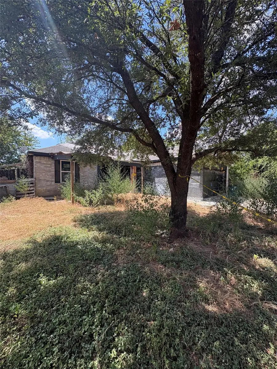 205 Barberry Dr, Georgetown, TX 78626 - #2