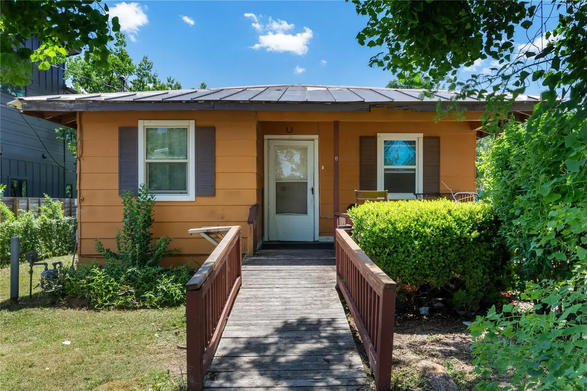 7105 Bethune Ave, Austin, TX 78752 - Image #1