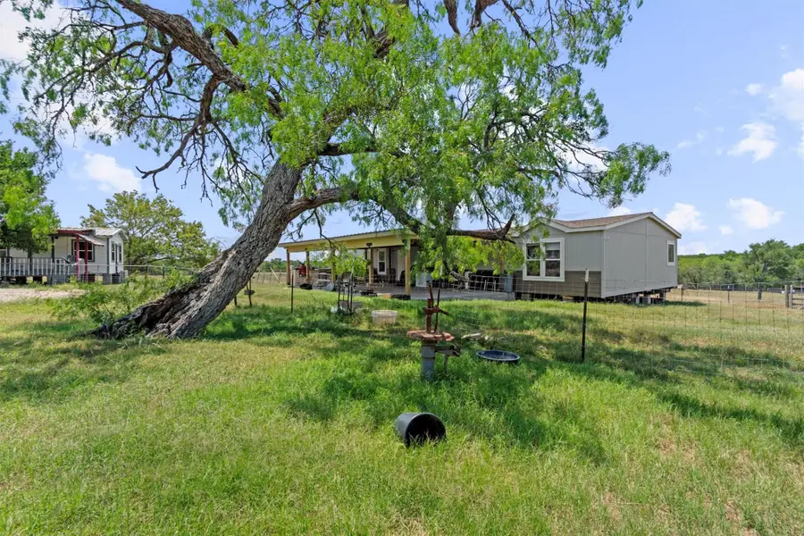 480 Grandpa Rd, Lockhart, TX 78644 - Image #2