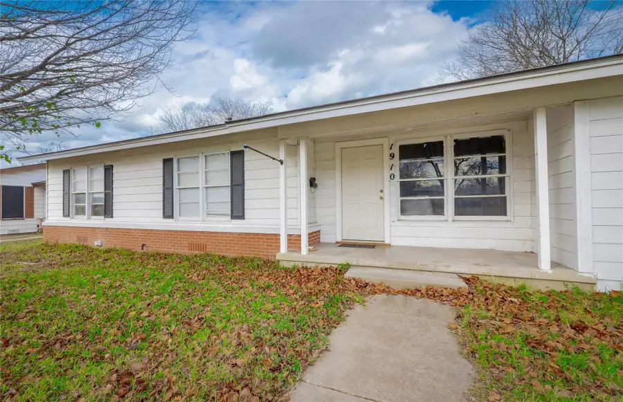 1910 S 13th St, Temple, TX 76504 - Image #3