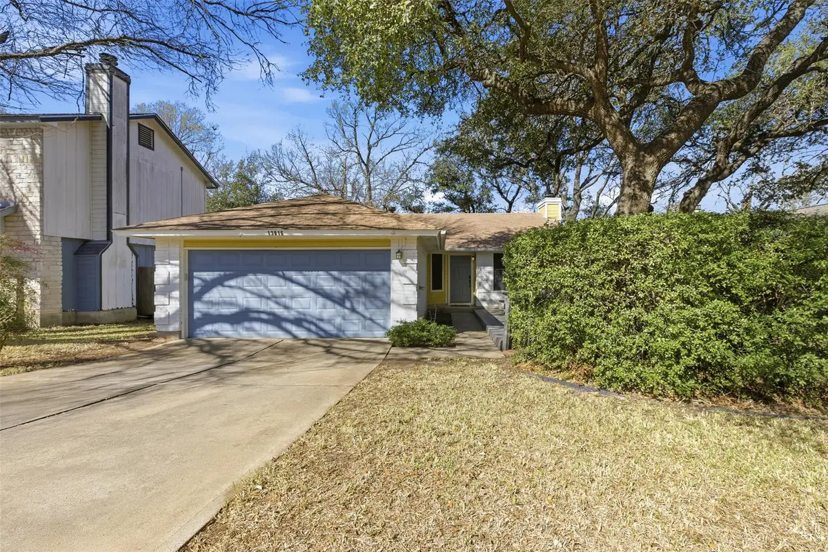 13016 Moorcroft Ln, Austin, TX 78729 - #1
