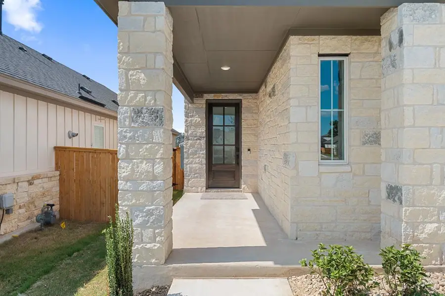 118 Granit Oak Drive, Dripping Springs, TX 78620 - Image #2