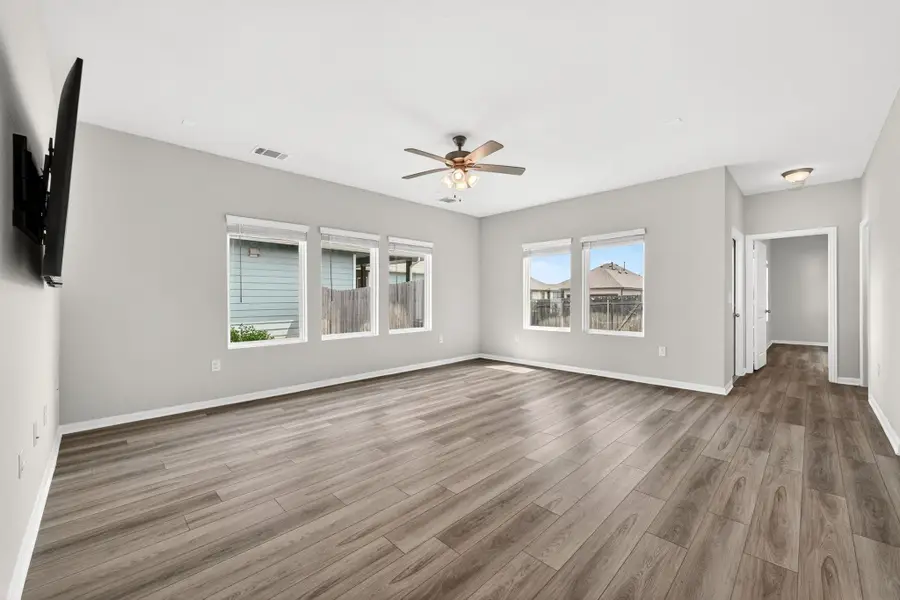 219 Roaming Dr, Hutto, TX 78634 - #3