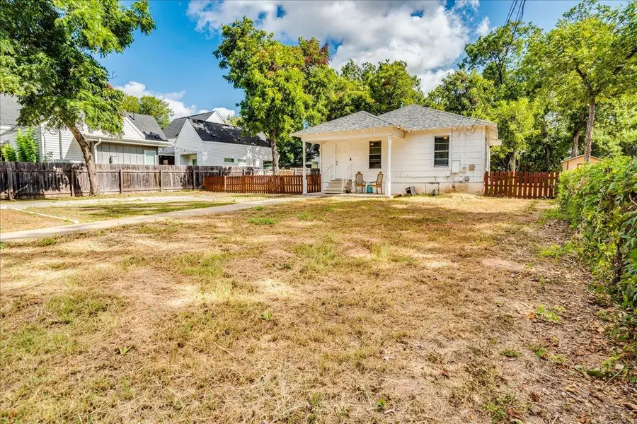 3512 Gonzales St, Austin, TX 78702 - #3
