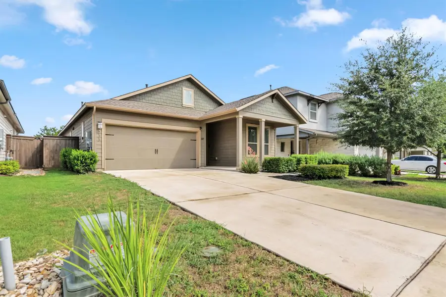 533 Sweetwood Ln, Leander, TX 78641 - Image #2