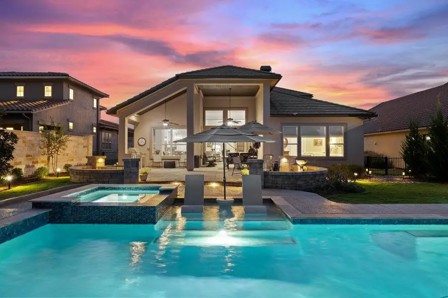 112 Charmstone Ln, Georgetown, TX 78628 - Image #2