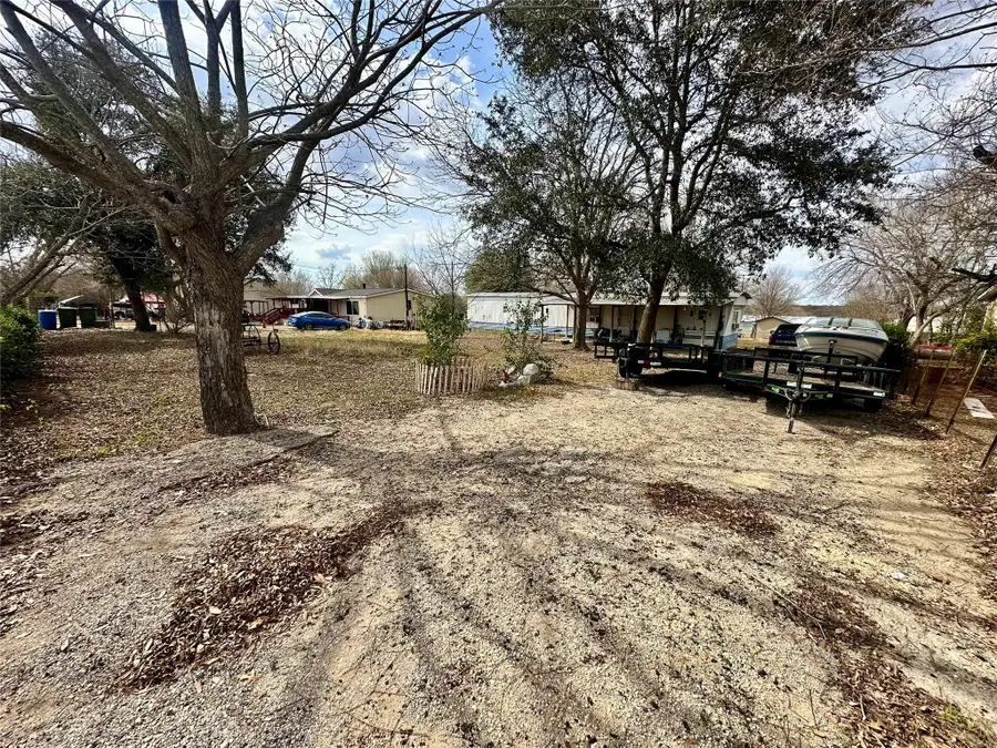 1710 Aspen St, San Marcos, TX 78666 - #2