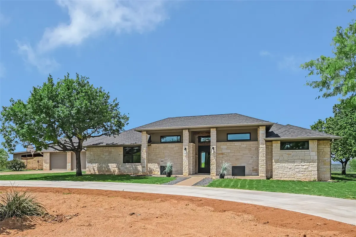 418 The Hills Rd, Horseshoe Bay, TX 78657 - #1