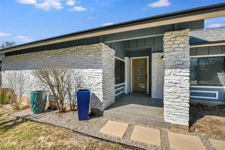 6430 Bridgewater Dr, Austin, TX 78723 - Image #3