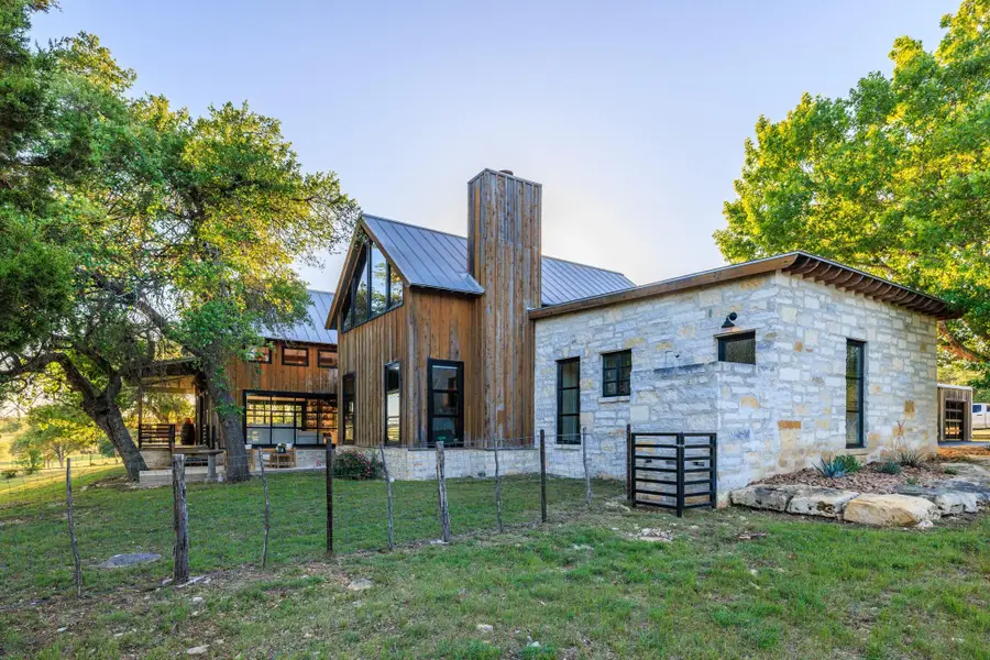 110 Clear Pond Ct, Spring Branch, TX 78070 - #2