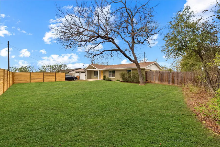 5510 Manor Rd #A, Austin, TX 78723 - #3