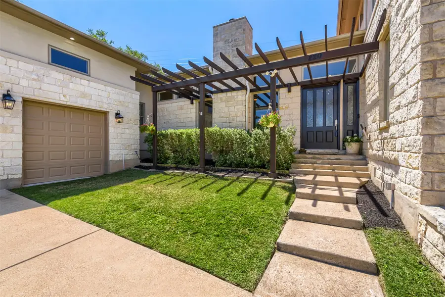 220 Clubhouse Dr, Lakeway, TX 78734 - #3
