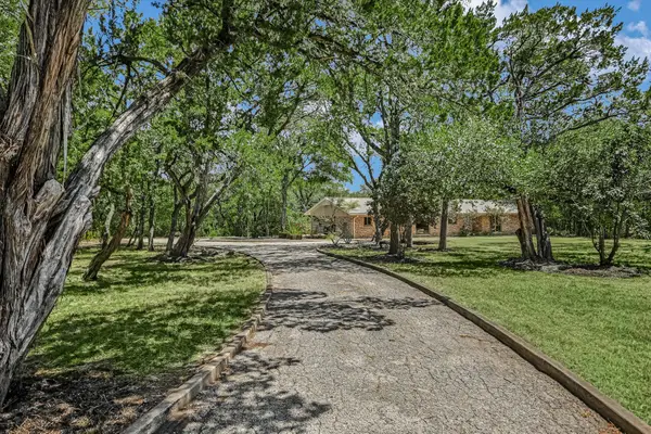 5645 Oak Blvd, Austin, TX 78735