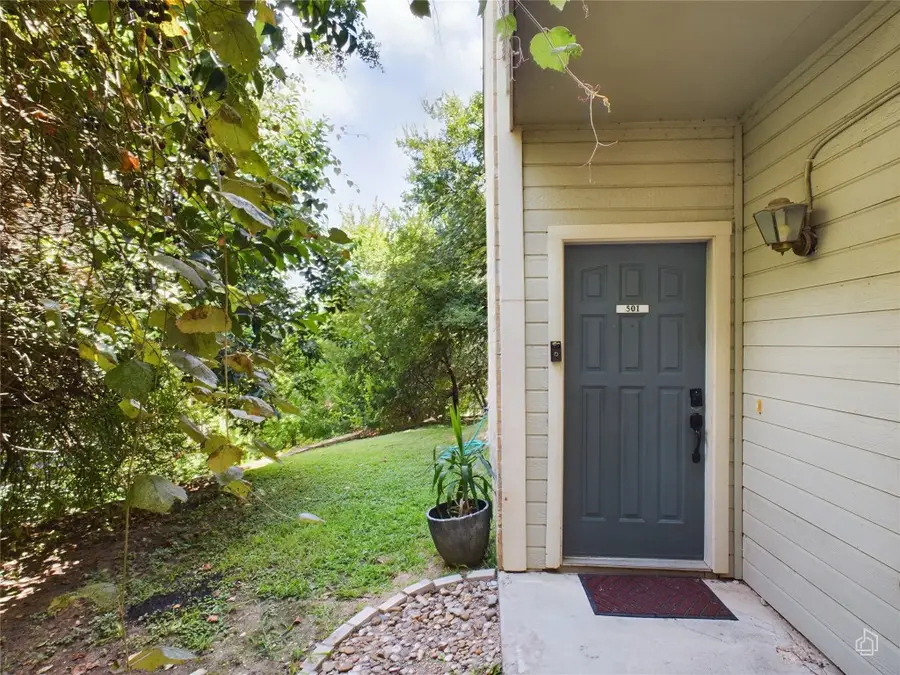 2450 Wickersham Ln #501, Austin, TX 78741 - Image #2