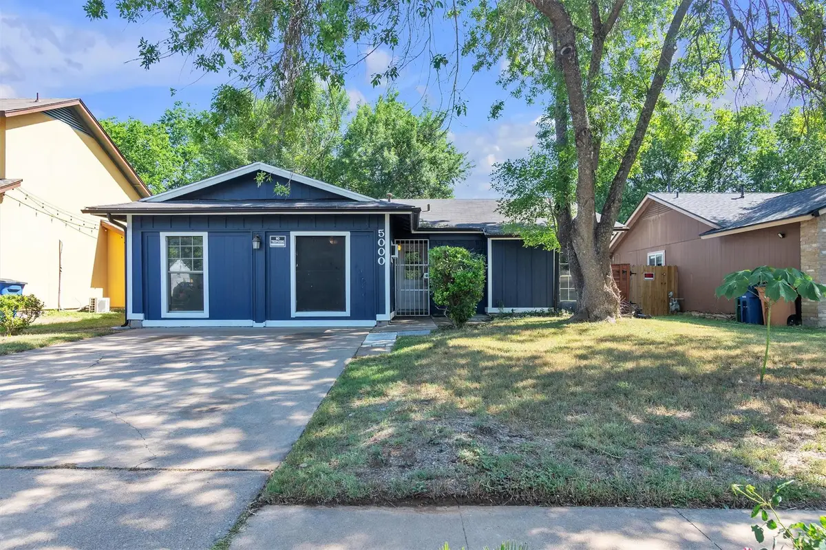 5000 Fontenay Dr, Austin, TX 78744 - #1