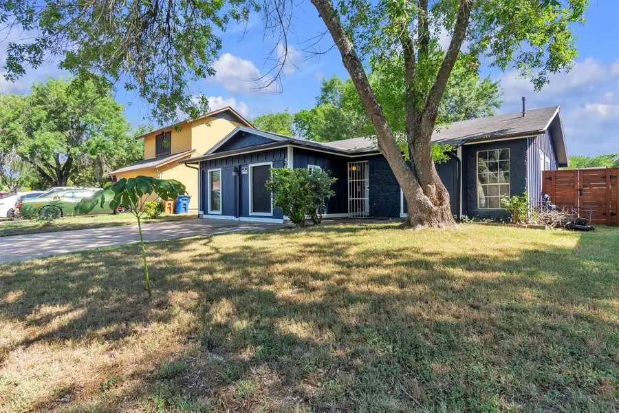5000 Fontenay Dr, Austin, TX 78744 - #3