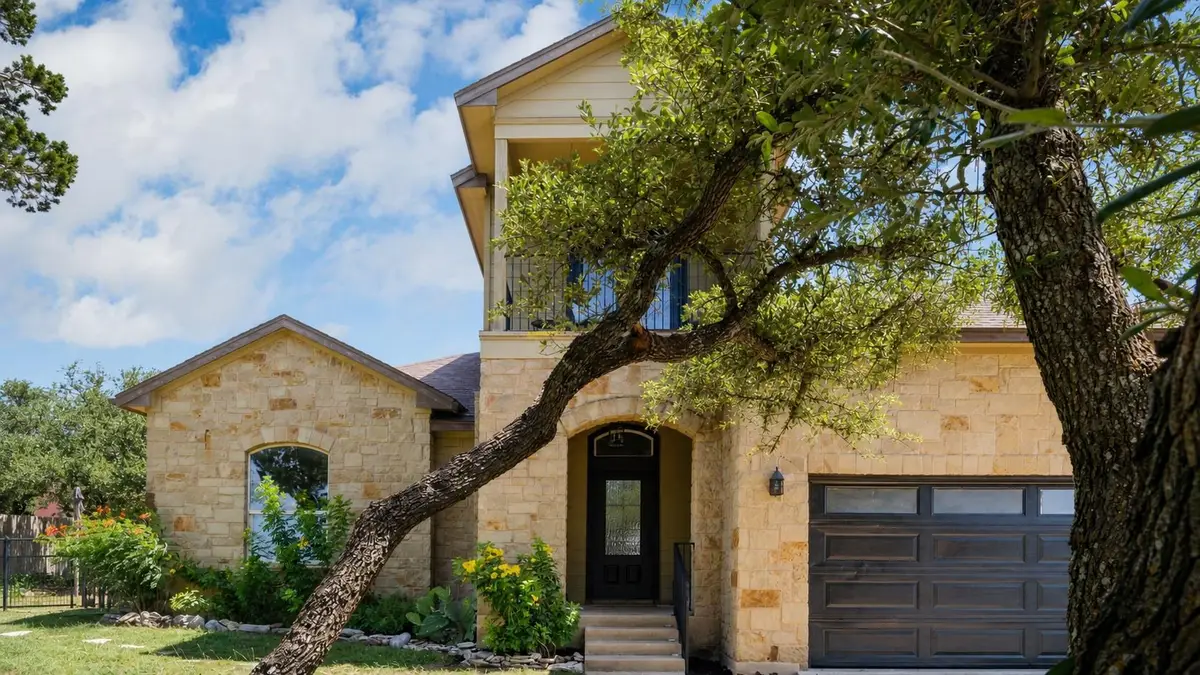 901 Panorama Dr, Dripping Springs, TX 78620 - #1