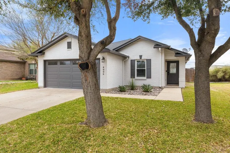 4006 Kings Canyon Dr, Taylor, TX 76574 - #3