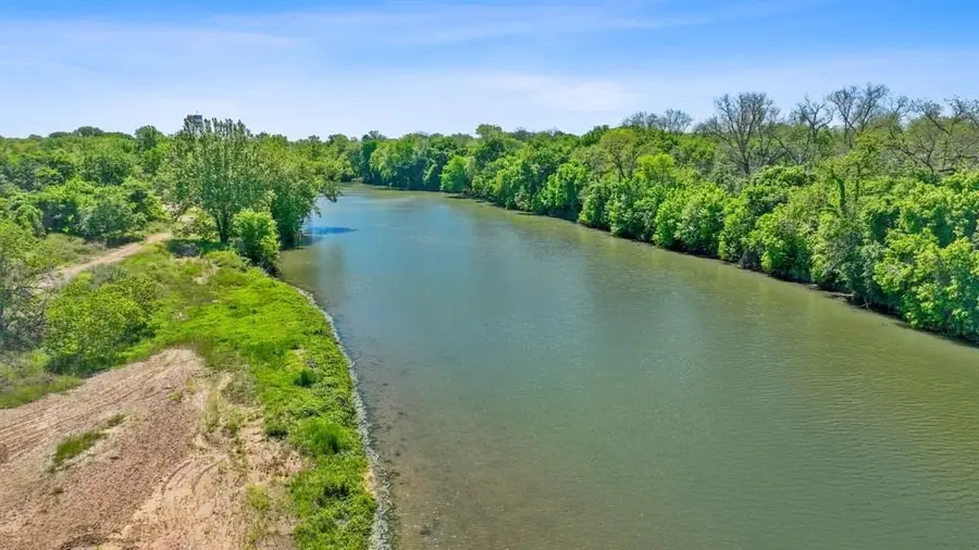 Address Withheld By Seller, Smithville, TX 78957 - Image #2