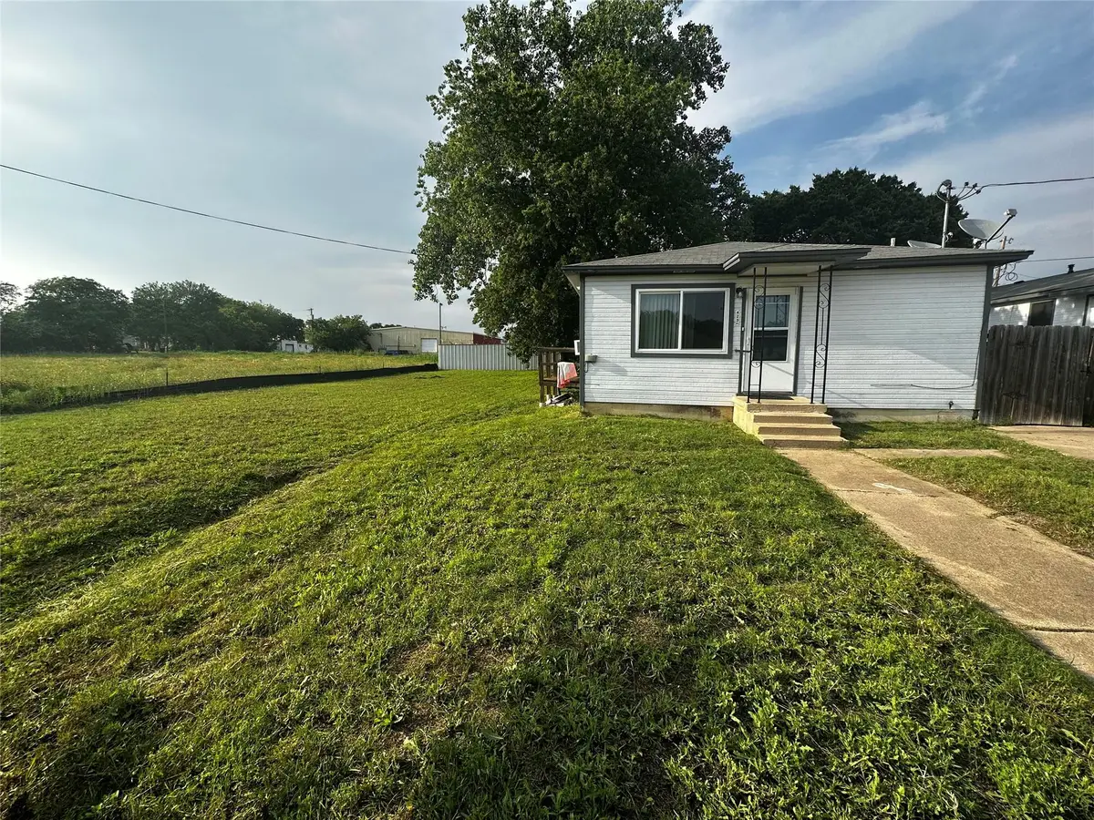 423 W Avenue J Ave, Killeen, TX 76541 - Image #1