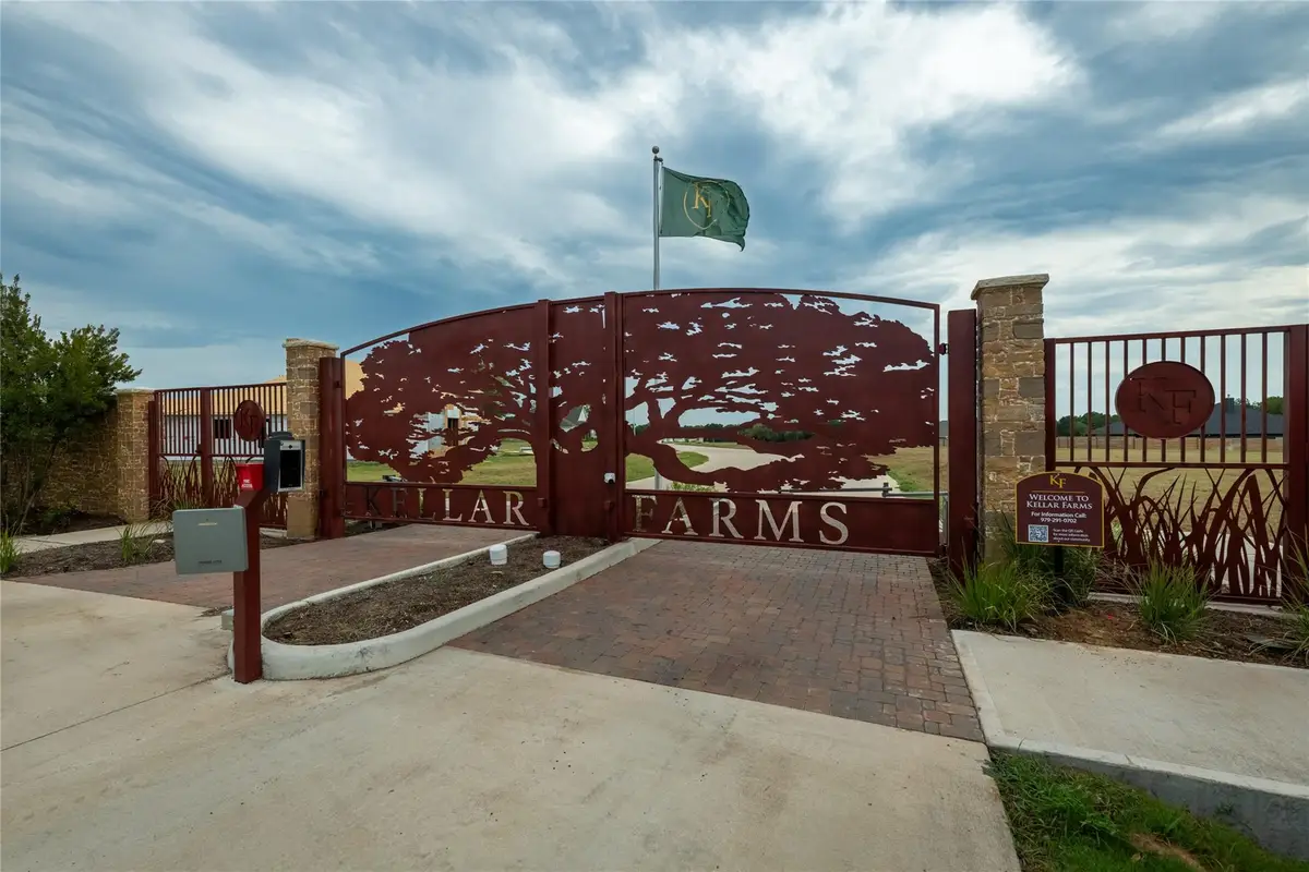 229 Hydrangea Dr, Smithville, TX 78957 - #1