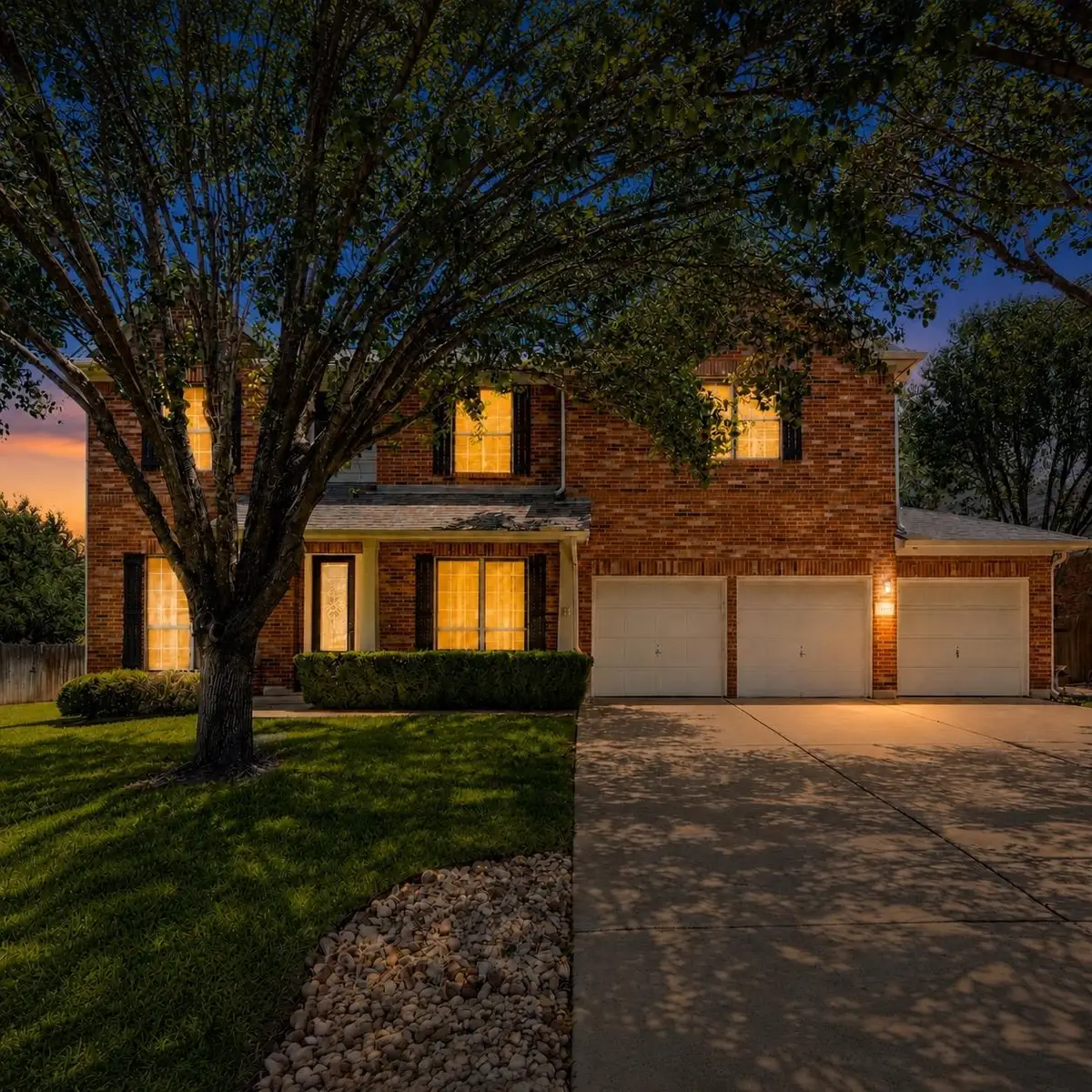 2227 Buena Vista Ln, Round Rock, TX 78665 - #1